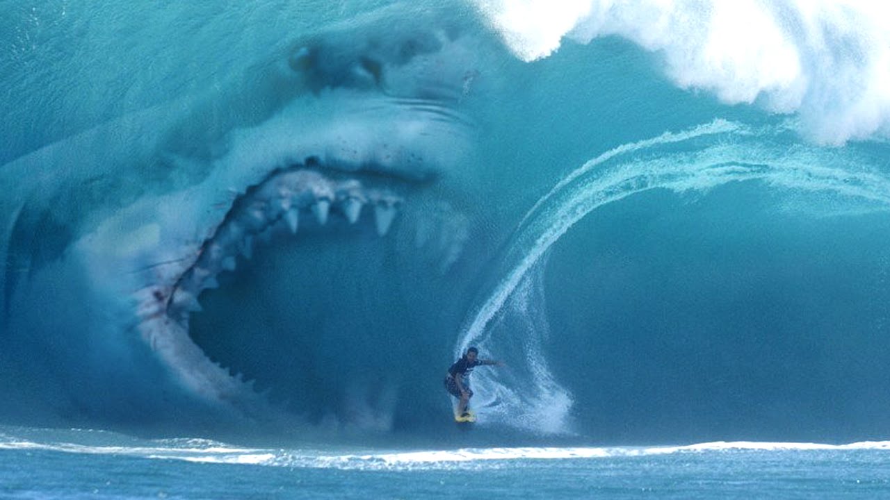 surfista prestes a ser devorado em Megatubarão