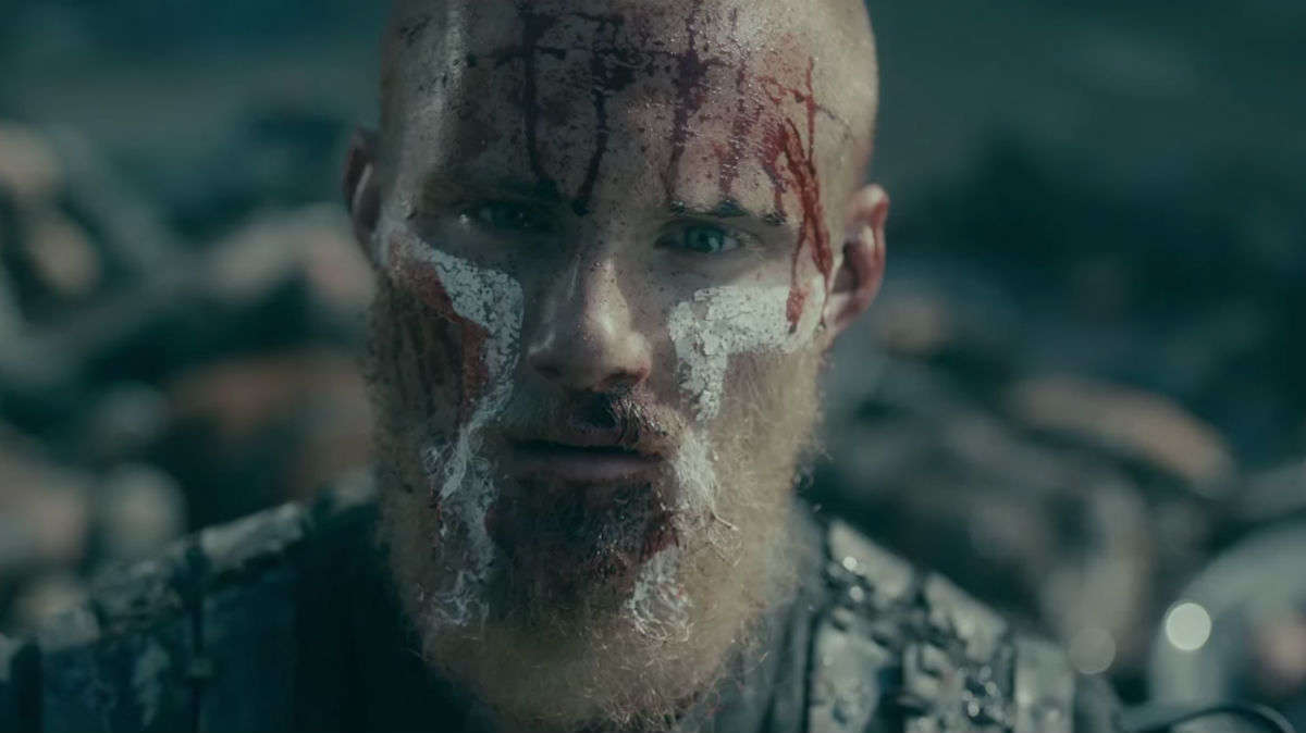 Bjorn ensanguentado na batalha em Vikings