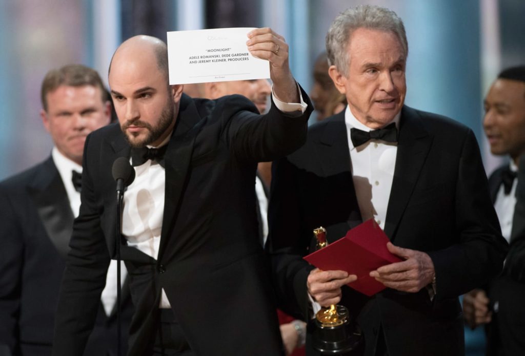 Produtor de La La Land mostra que Moonlight ganhou o Oscar de Melhor Filme